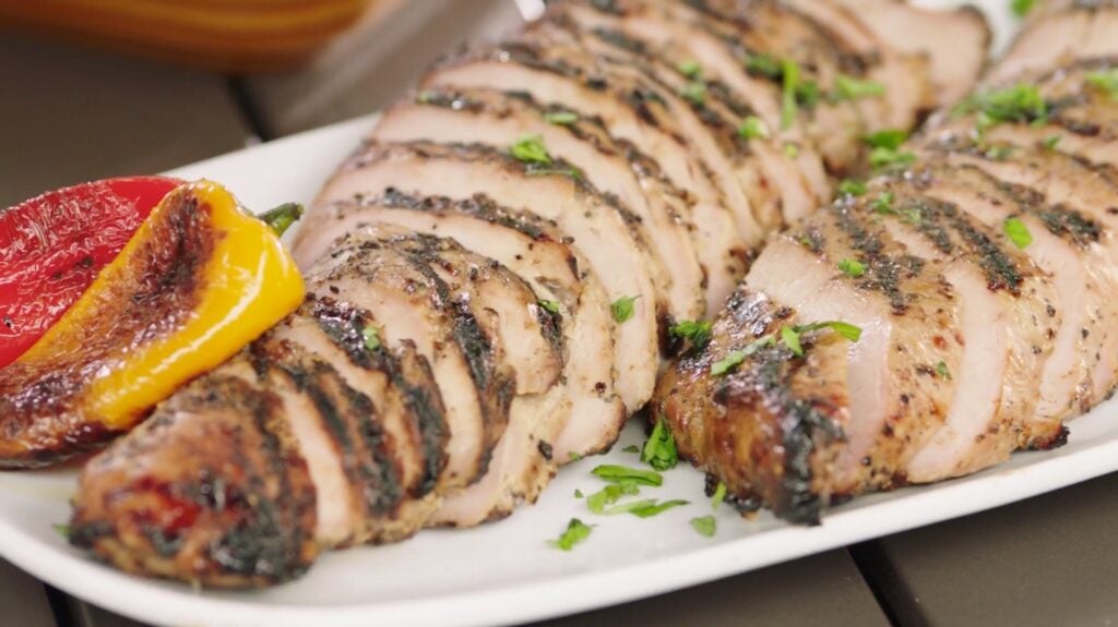 How to: grilled pork tenderloin | Kingsford®-image