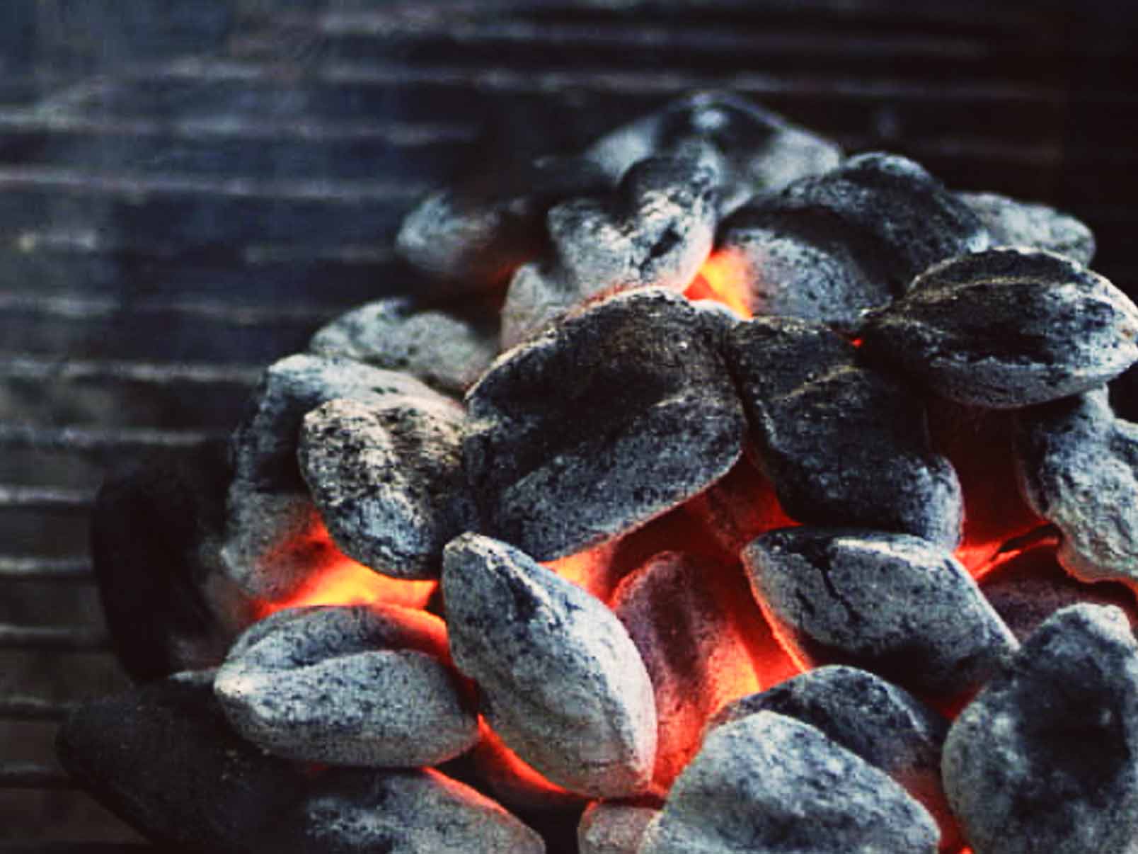 How to Light Charcoal Grill Without Lighter Fluid