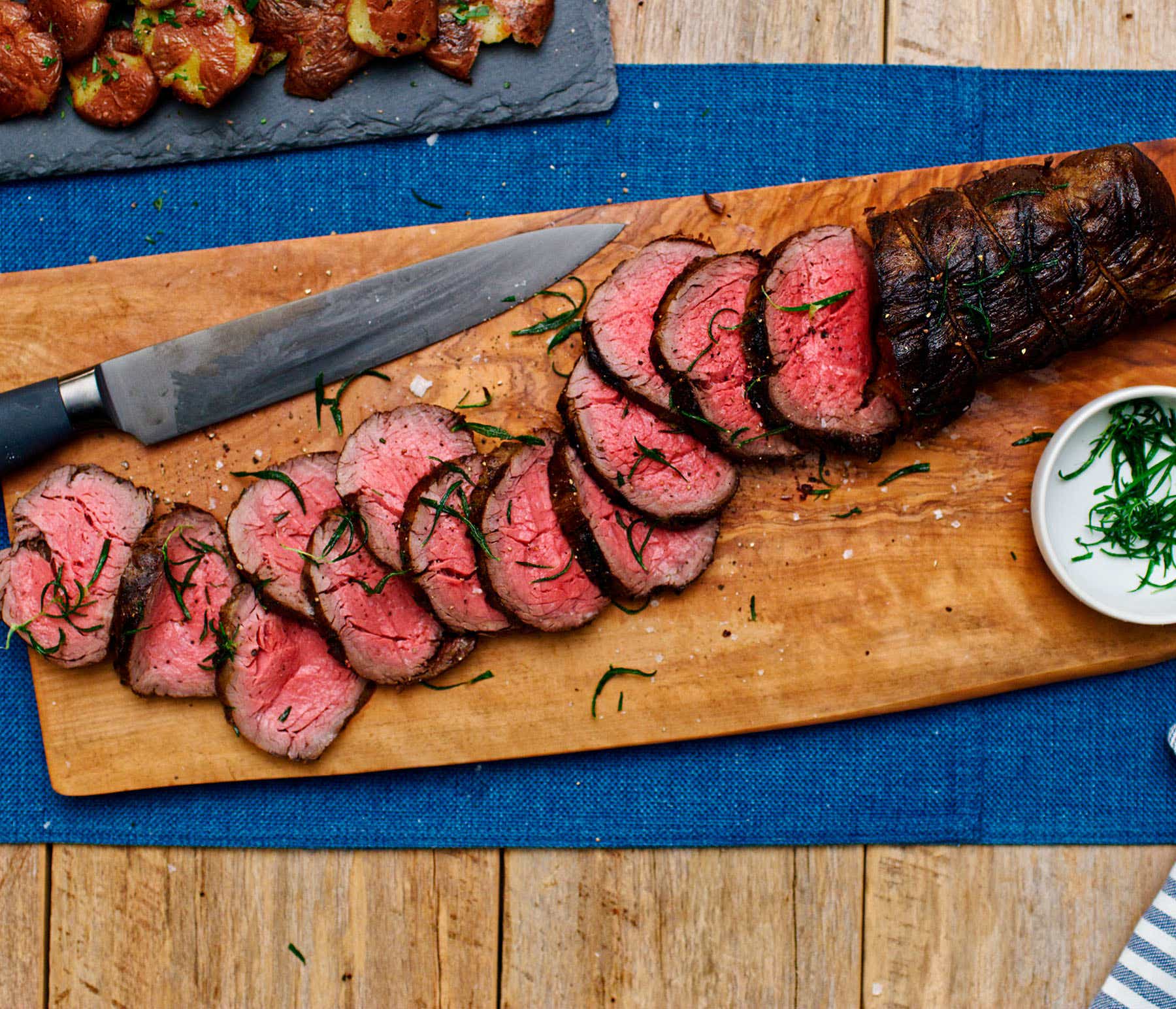 https://www.kingsford.com/wp-content/uploads/2023/05/Beef-Tenderloin_cc1_00000000_72-Desktop.jpg?quality=50