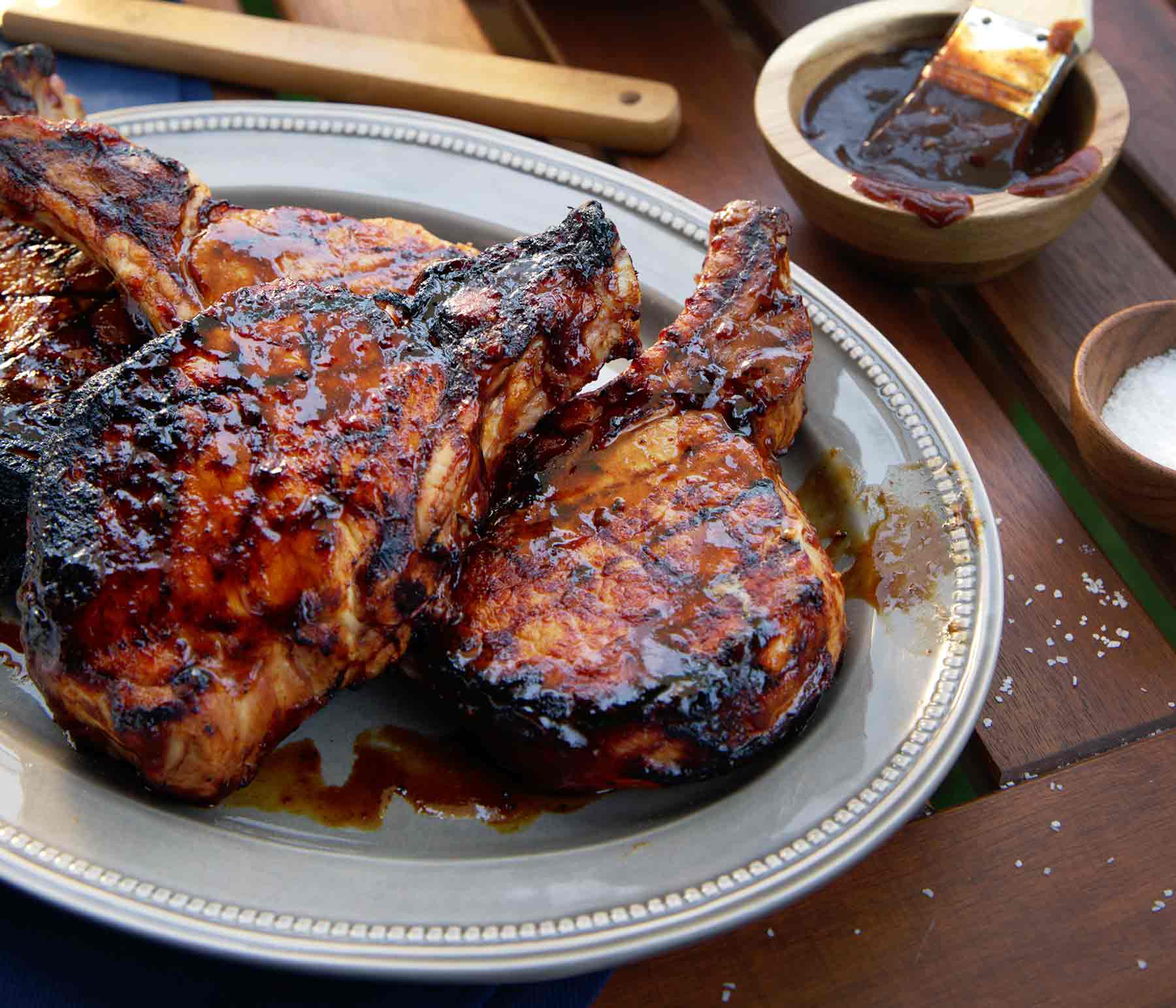 Char-Griller Create a Smoker from a Charcoal Grill using Kingsford Wood  Pellets, Charcoal and Kingsford Grill Accessories